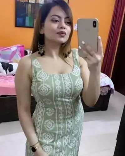 Call Girl in Hathin